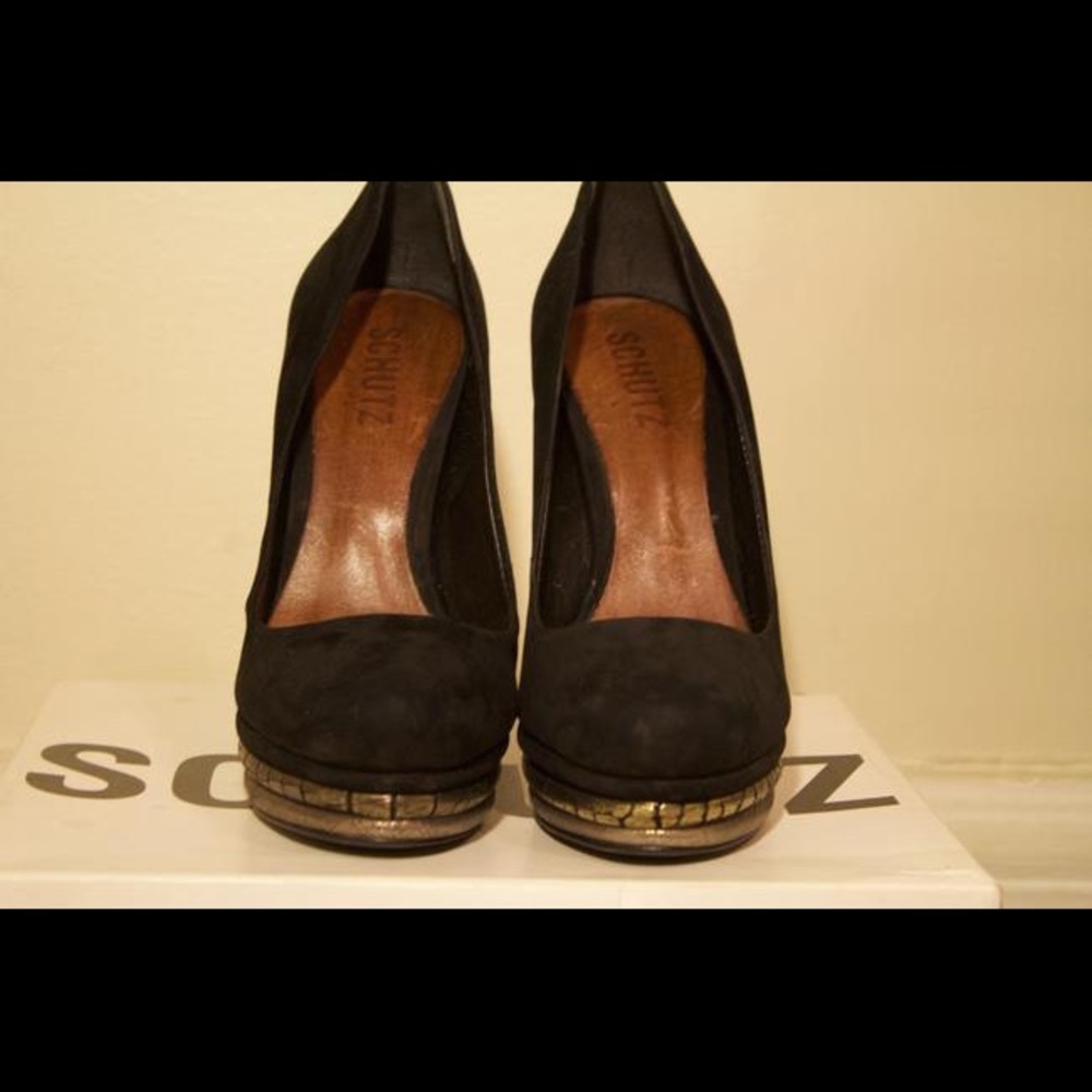 Schutz Platform Pumps